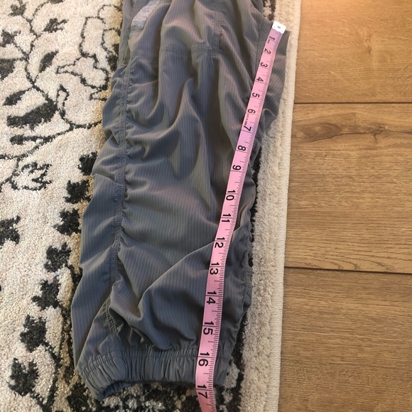 IVIVVA live to move capri pant 10 - Picture 6 of 10